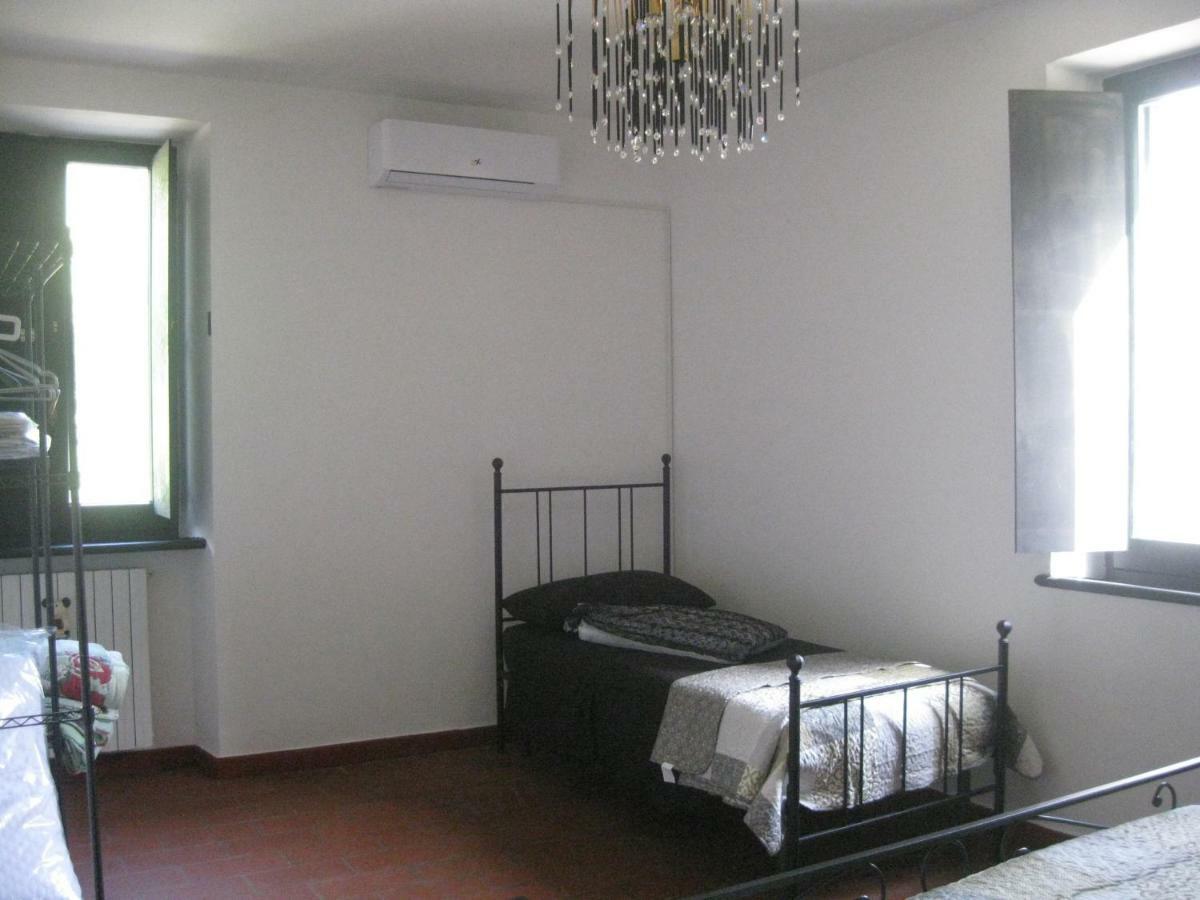 Ferienwohnung Alloggio Turistico Mooneyes Castiglione In Teverina Exterior foto