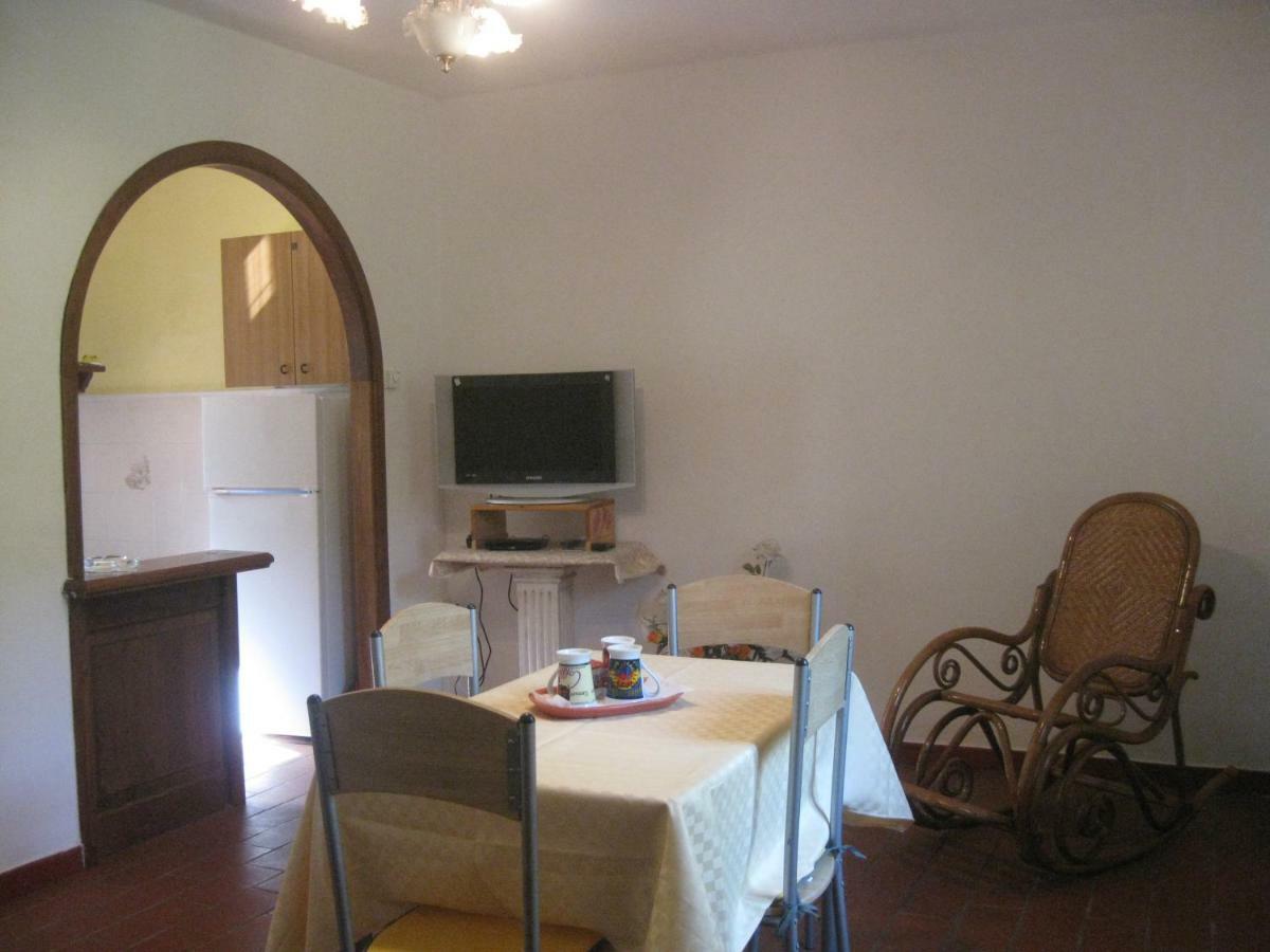 Ferienwohnung Alloggio Turistico Mooneyes Castiglione In Teverina Exterior foto