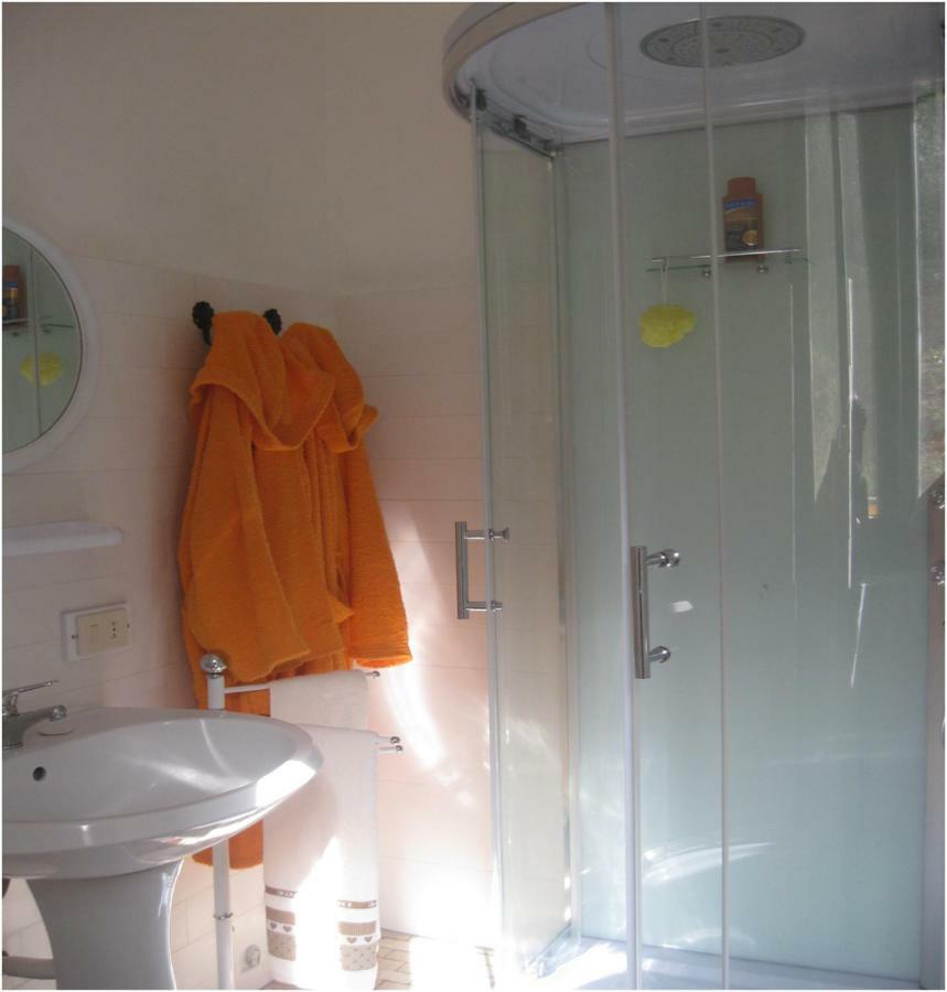 Ferienwohnung Alloggio Turistico Mooneyes Castiglione In Teverina Exterior foto